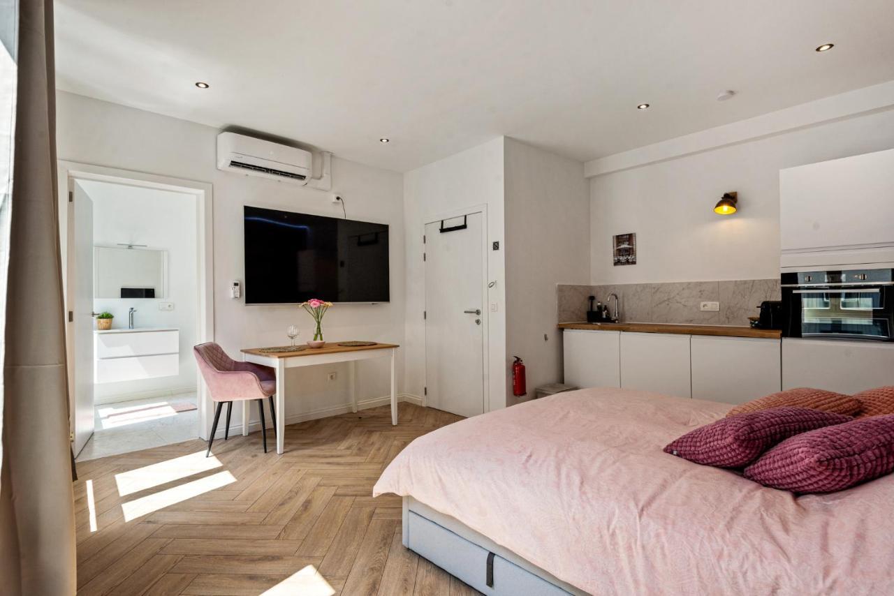 Suite City Center In Quiet Street & Airco Anvers Dış mekan fotoğraf